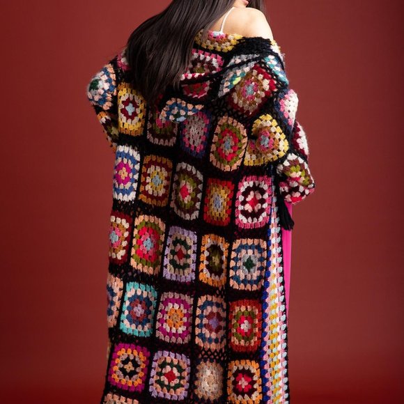 Saachi NWT Hooded Granny Square Crochet Kimono in Black - Picture 7 of 7